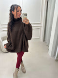 Fluffy oversized knitted sweater in brown