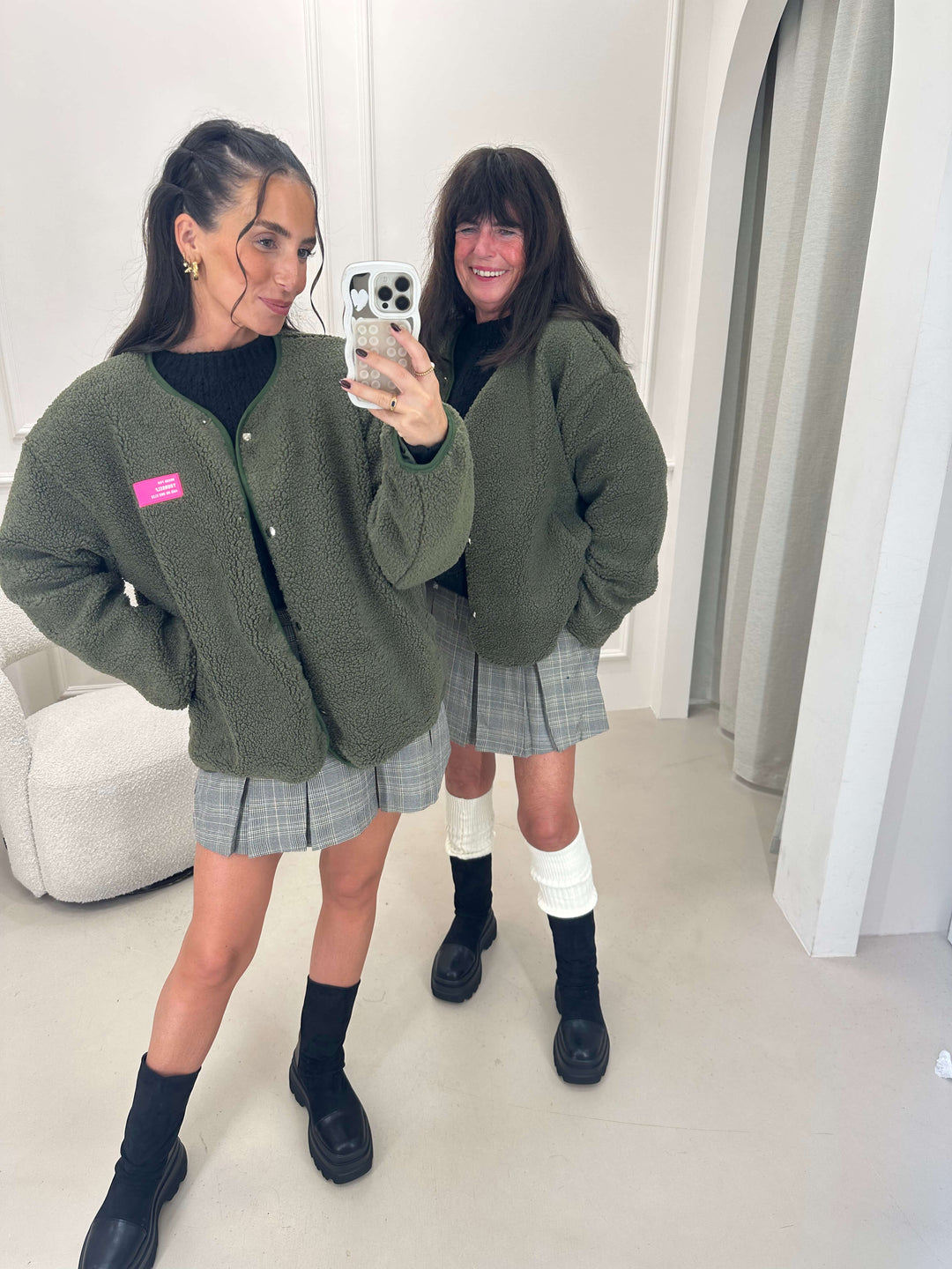 Teddyjacke in Khaki – Kuschelige Jacke