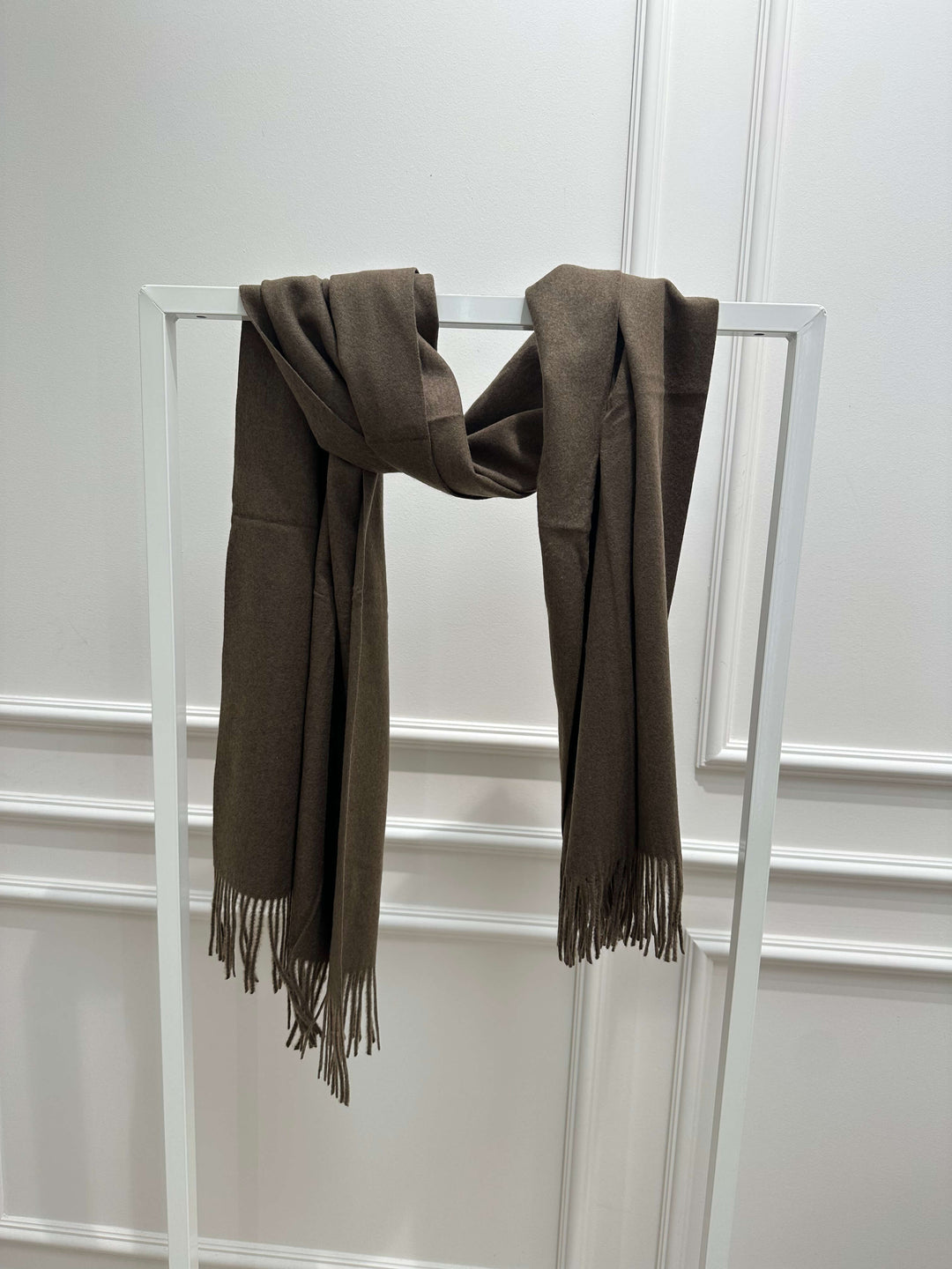 Cashmere Feeling Schal mit Fransen in Braun