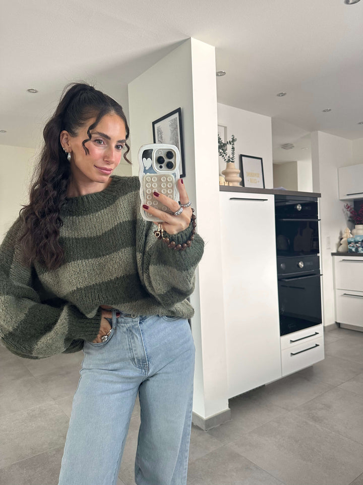 Flauschii kurz Oversize-Strickpullover in Khaki gestreift