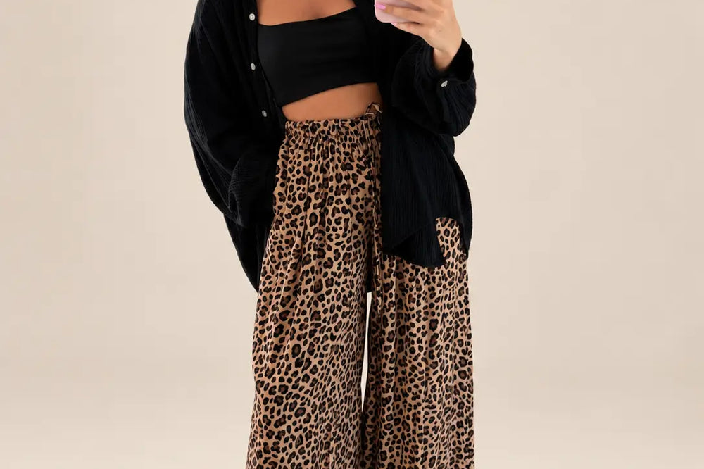 Hosen-Trends Herbst/Winter 2026: Leoprint Schlabberhose in Braun und Beige als weite Hose | Lisa’s Boutique