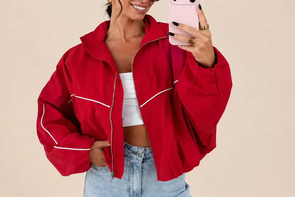 80er Mode Damen: Oversized Blouson Jacke in Rot mit Kontrastpaspeln | Lisa’s Boutique