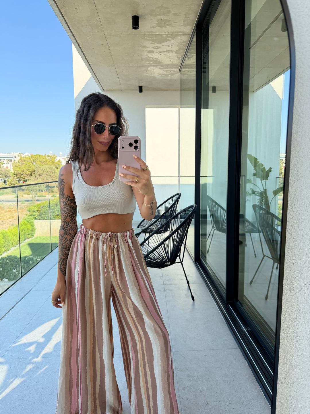 Gestreifte Schlabberhose – Beige