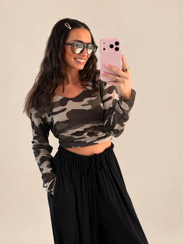 Camiseta de manga larga cuello de pico – Camuflaje