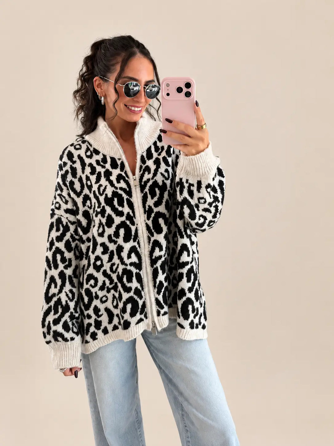 Crèmekleurig vest met luipaardprint volledig aanzicht | Lisa’s Boutique