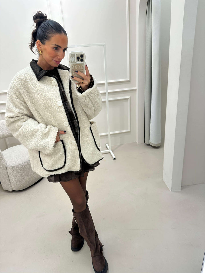 Teddyjacke mit Cordkragen – Creme