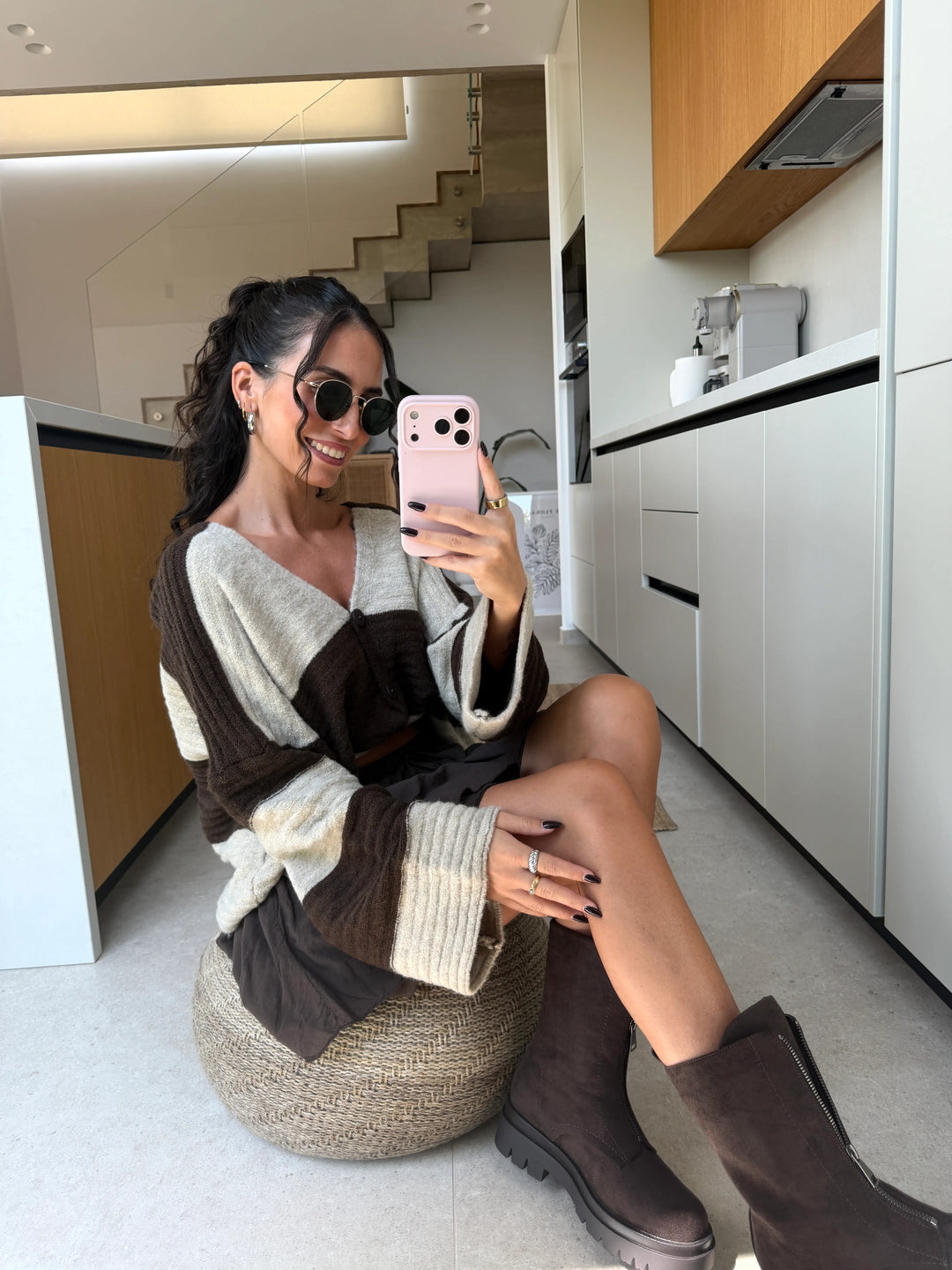Gestreept bruin vest – nog een aanzicht | Lisa’s Boutique