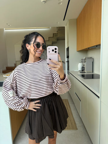 Roze gestreept sweatshirt – nog een aanzicht | Lisa’s Boutique