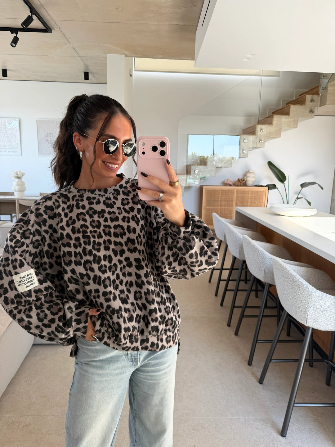 Leopard Sweatshirt – Grey