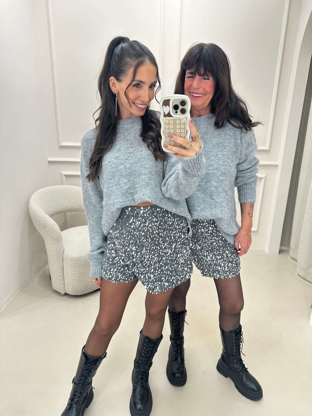 Pullover Schleifen Grau