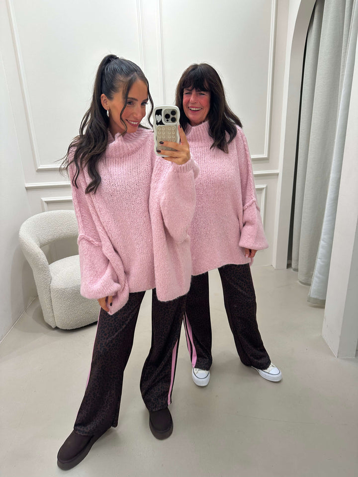 Flauschi Oversize-Strickpullover in Rosa