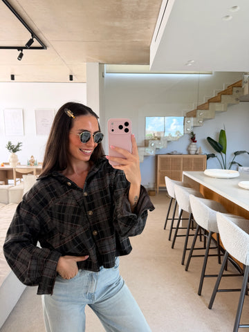 Cropped Checked Shirt – Grey/Black