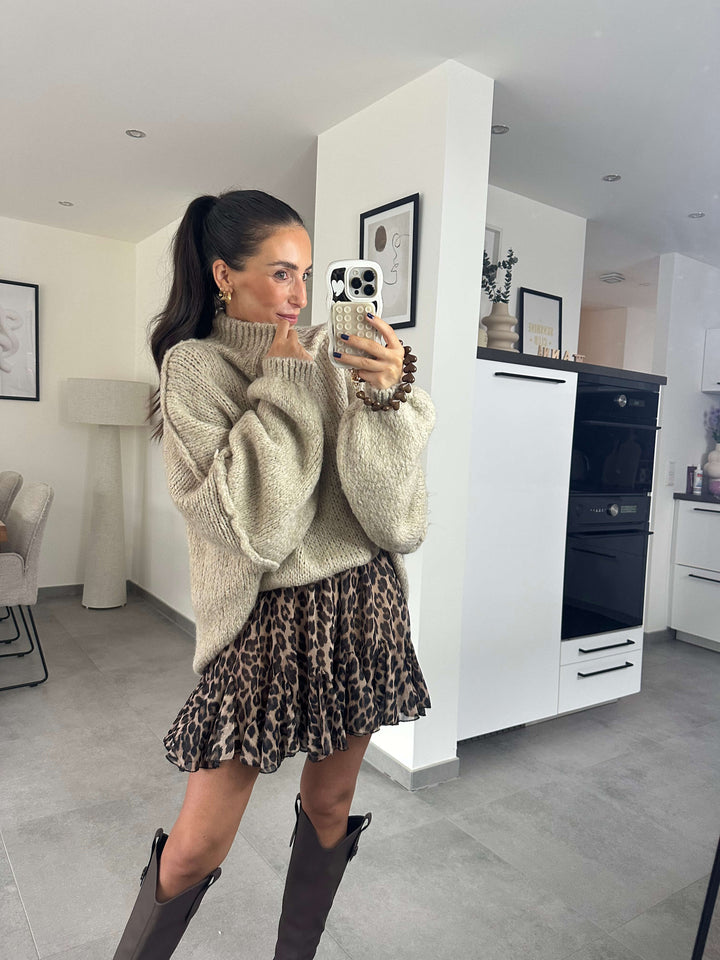 Flauschi Oversize-Strickpullover in Beige