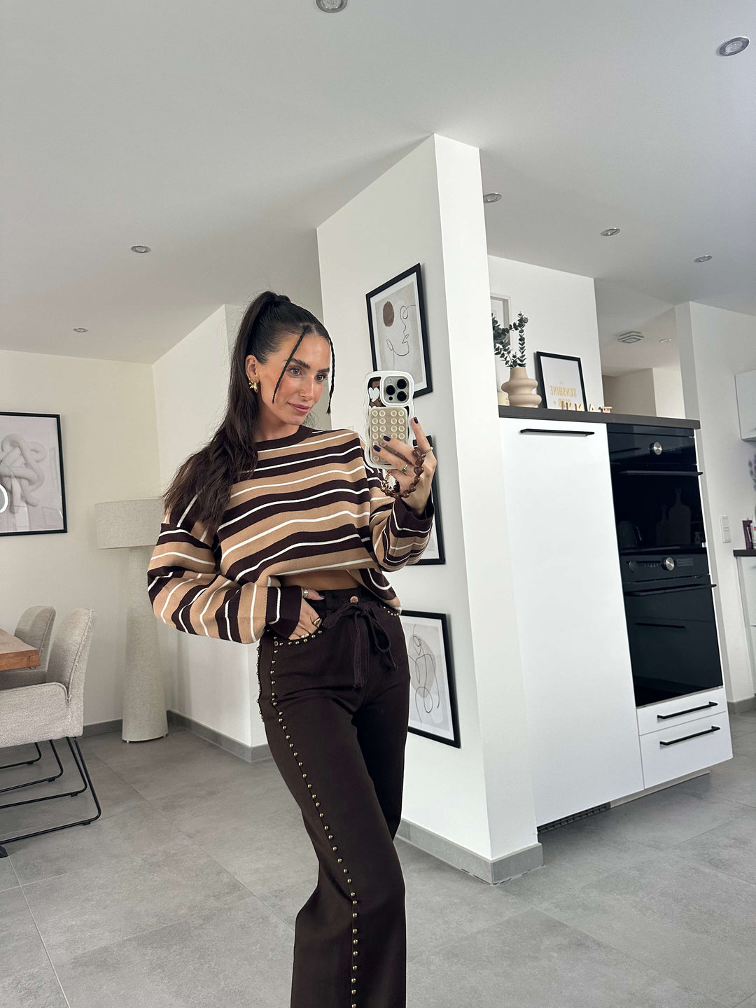 Gestreifter Pullover in Braun-Beige – Retro-Look