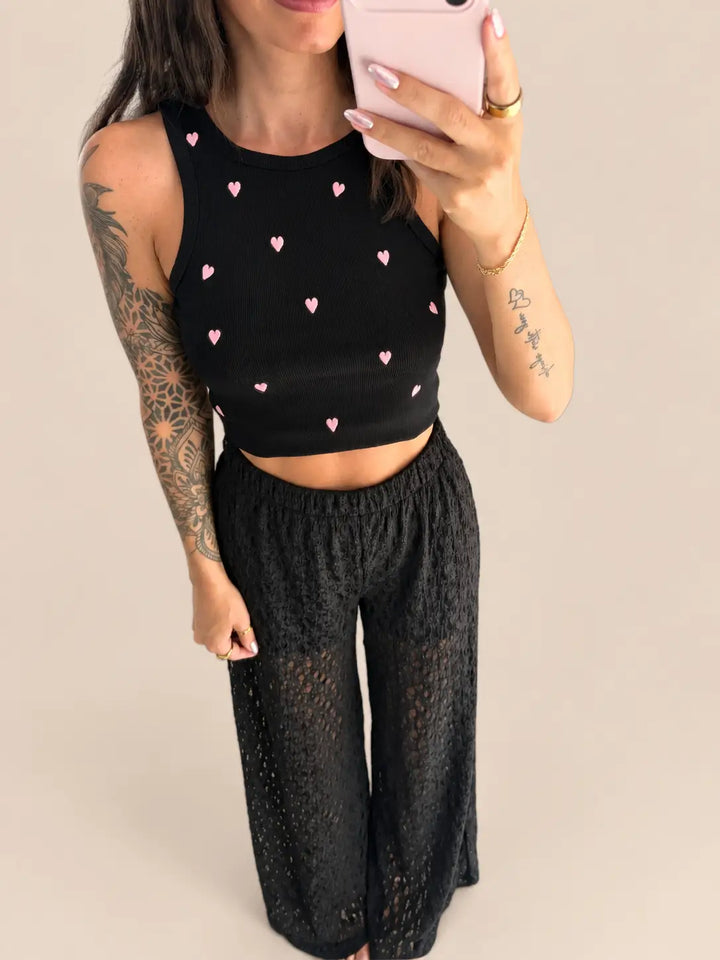 Women’s top in Black | Lisa’s Boutique