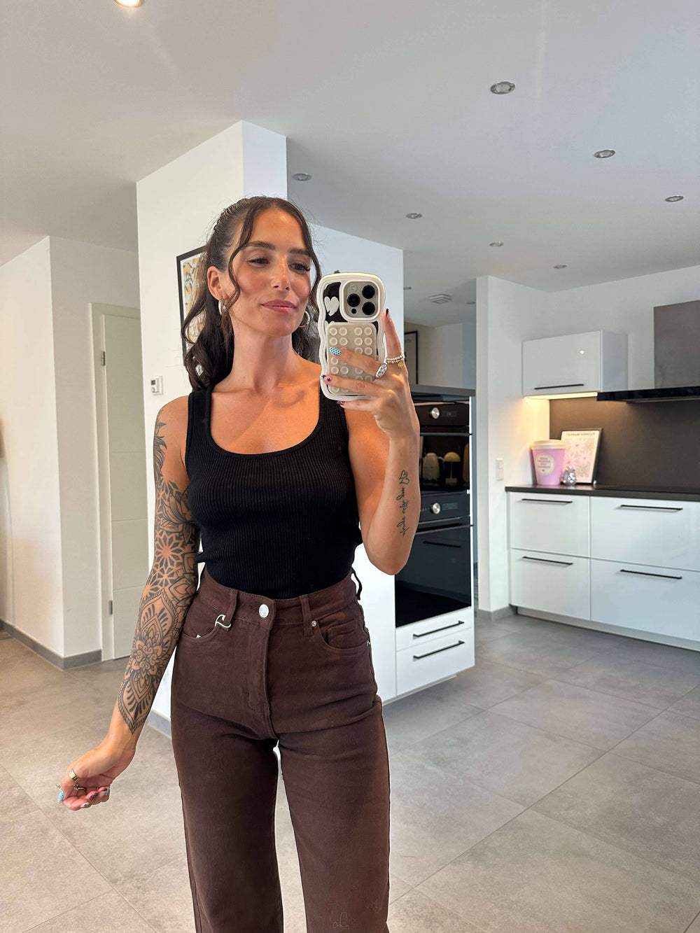 Basic Top – Schwarz Pullover Lisas Boutique 