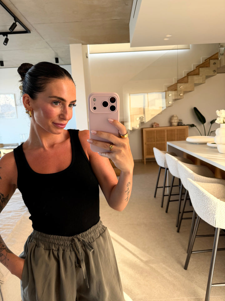 Basic Top – Schwarz Top Lisas Boutique 