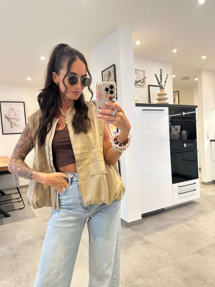 Beige Weste – Modern, lässig & perfekt für deinen Look Weste Lisas Boutique 