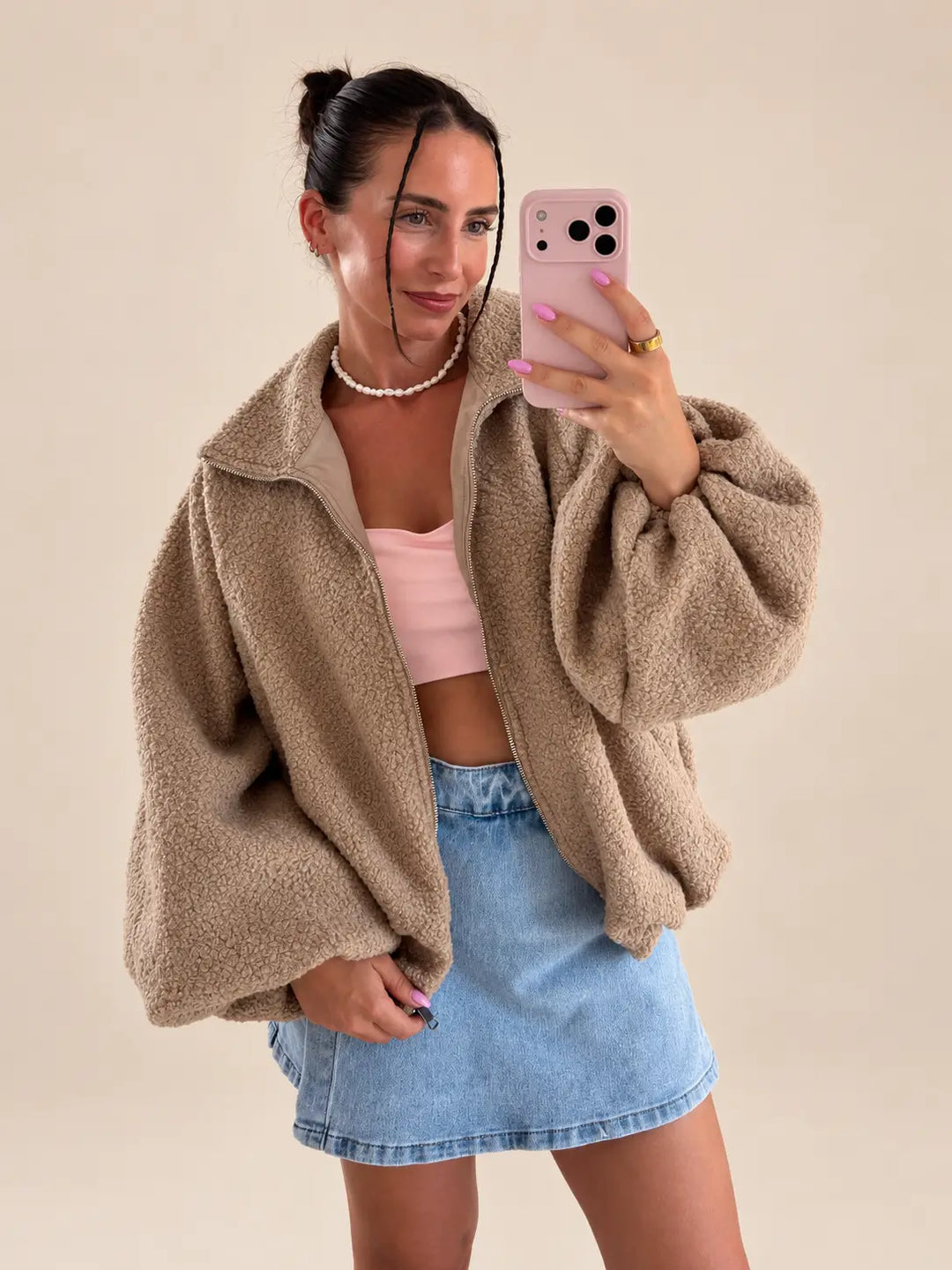 Women’s oversized jacket in Beige with a zip | Lisa’s Boutique