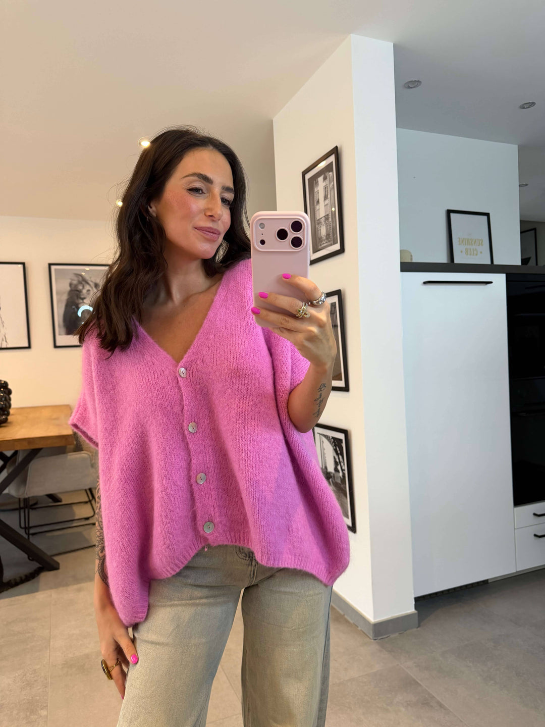 Cardigan mit V-Ausschnitt – Pink Cardigan Lisas Boutique 