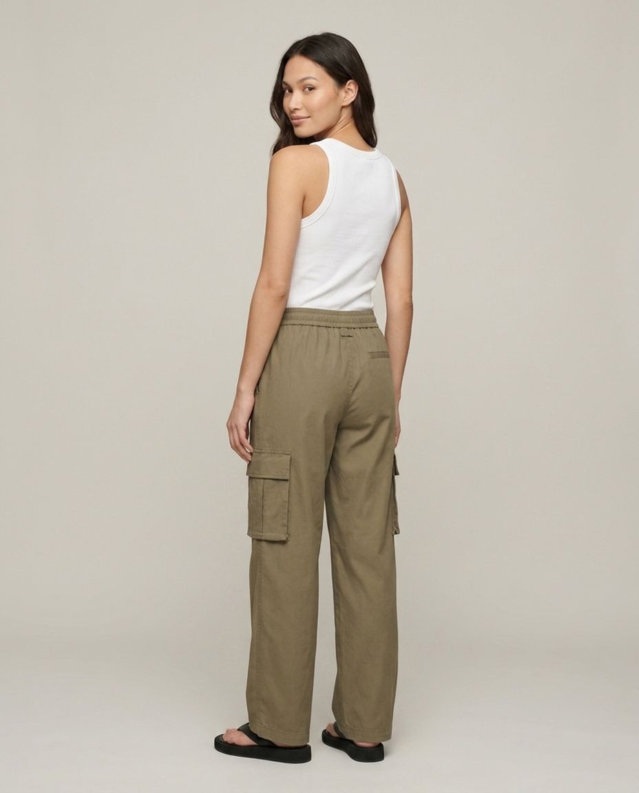 Cargo Hose Khaki Seitenansicht | Lisa’s Boutique