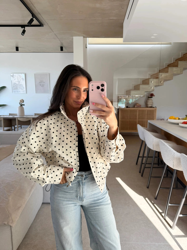 Cropped Jacke – Weiß mit schwarzen Punkten Jacke Lisas Boutique 