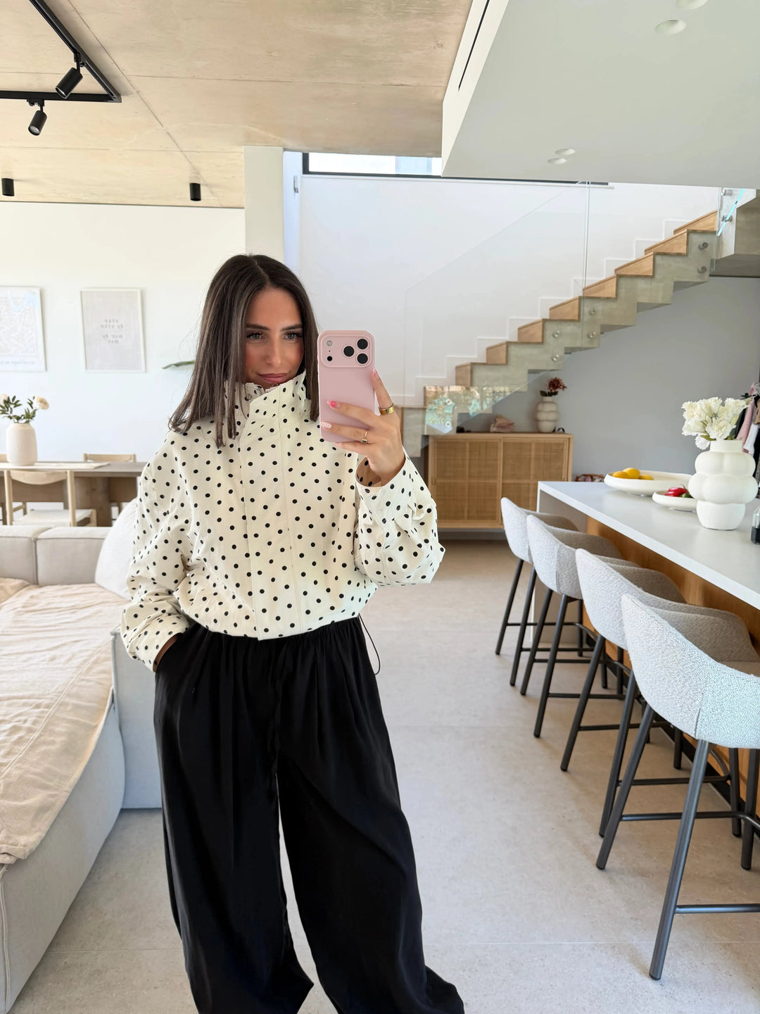 Cropped Jacke – Weiß mit schwarzen Punkten Jacke Lisas Boutique 
