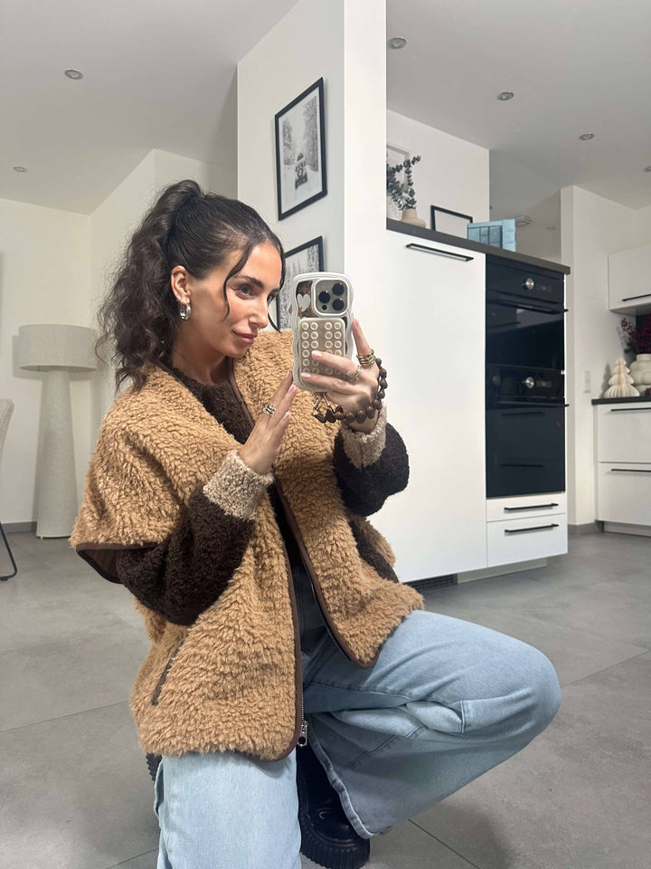 Flauschige Weste mit Reißverschluss – Camel Weste Lisas Boutique 