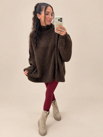 Oversize Strickpullover Damen in Braun mit Leggings in Bordeaux | Lisa’s Boutique