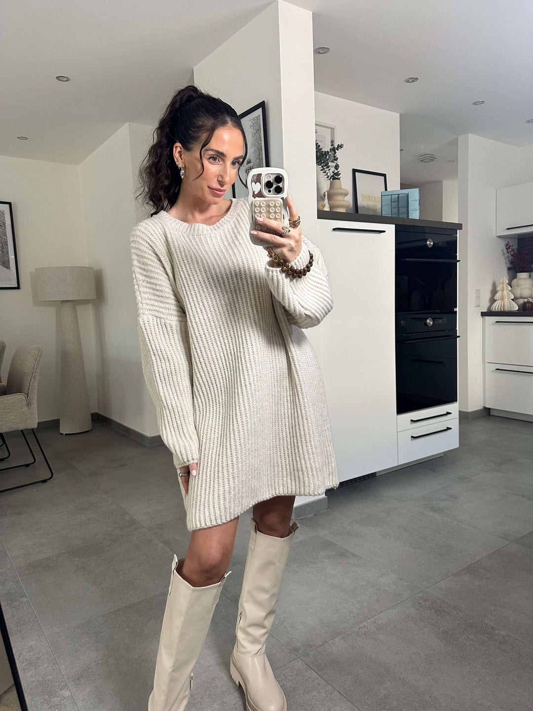 Gerippter langer Pullover – Beige Pullover Lisas Boutique 