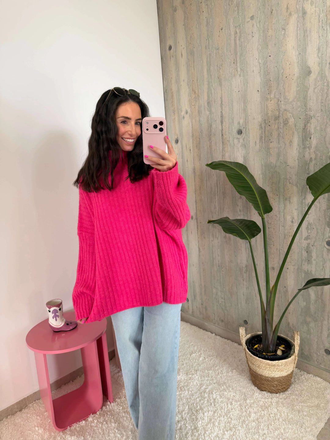 Gerippter Strickpullover in Pink – am Model | Lisa’s Boutique