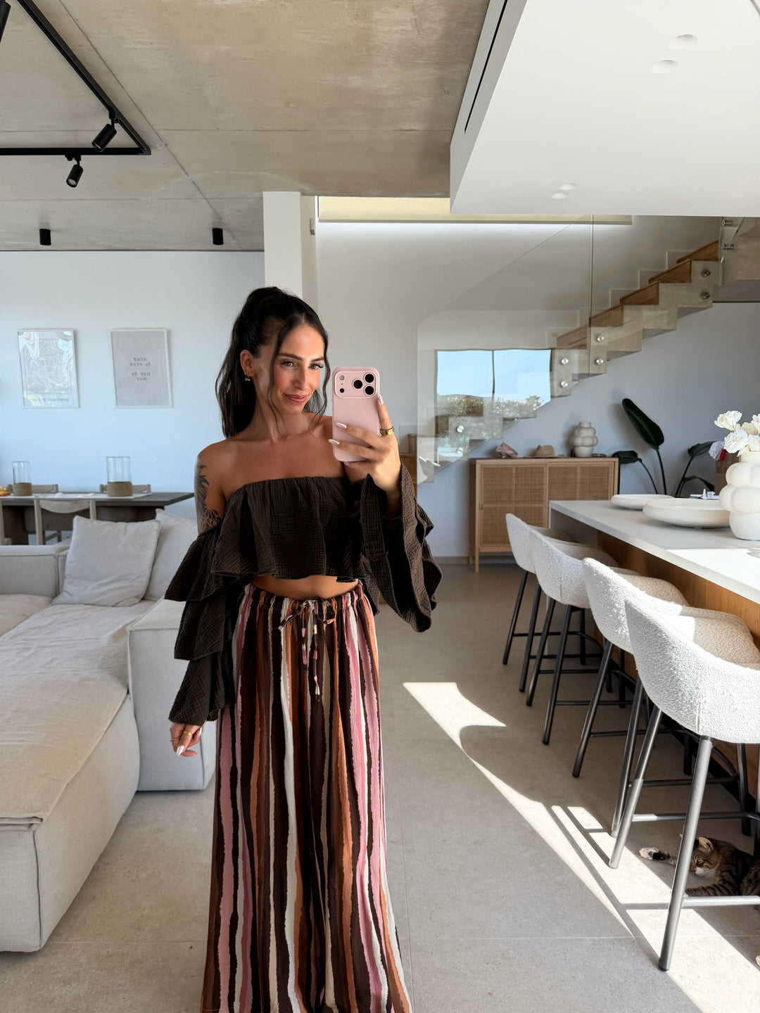 Gestreifte Schlabberhose Damen in Braun im Outfit mit Musselin Top | Lisa’s Boutique
