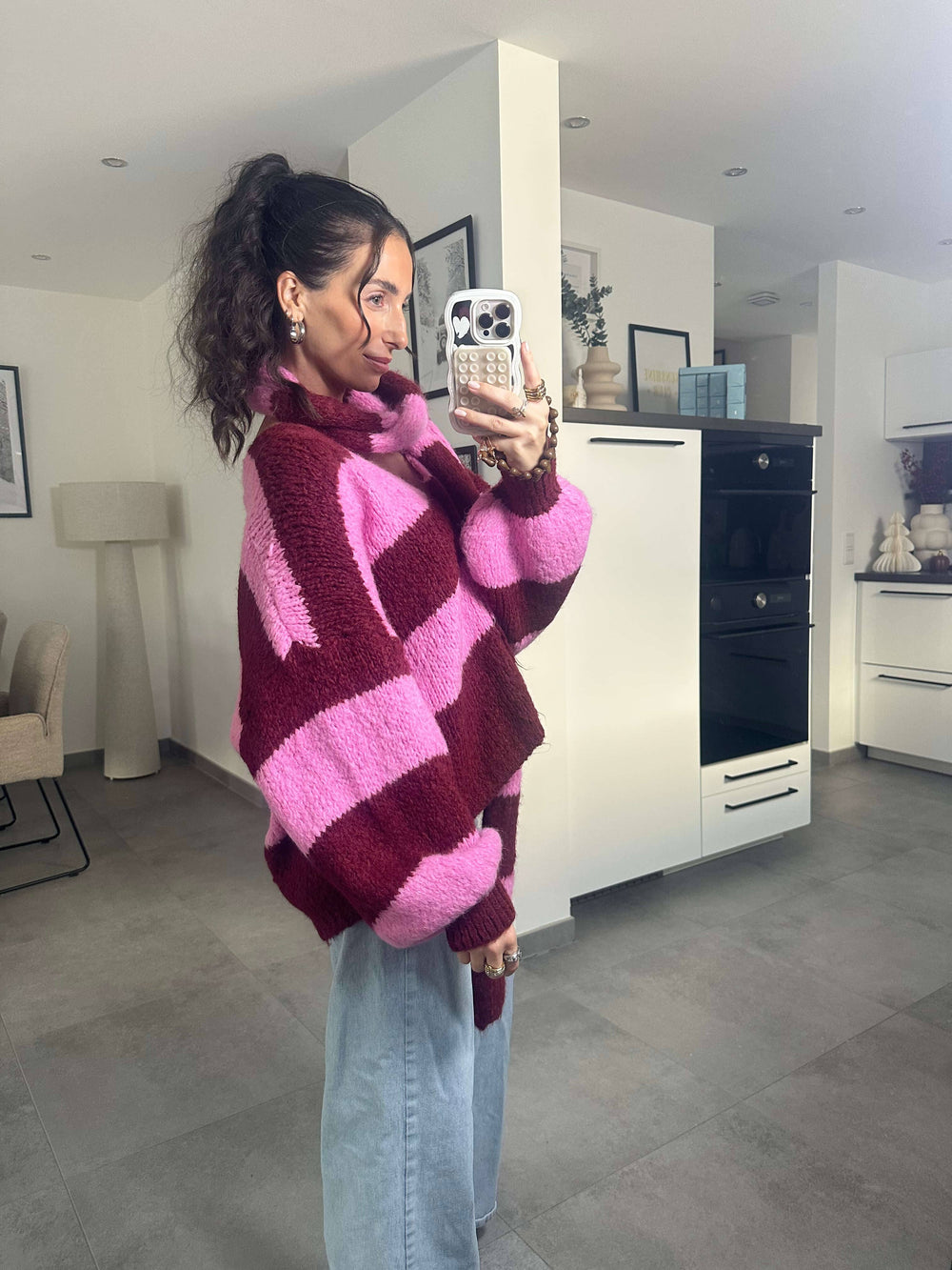 Gestreifter Strickcardigan mit Schal – Pink & Bordeaux Cardigan Lisas Boutique 