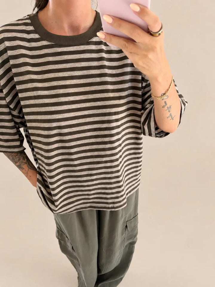Gestreept shirt dames in Khaki, Detailaanzicht | Lisa’s Boutique