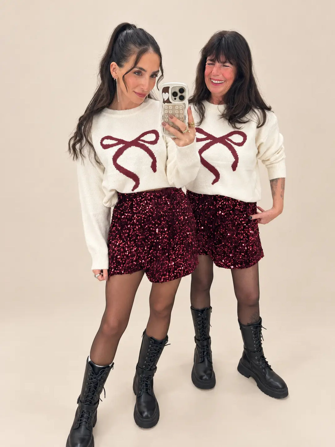 Skort dames in Bordeaux met pailletten en trui in Crème | Lisa’s Boutique