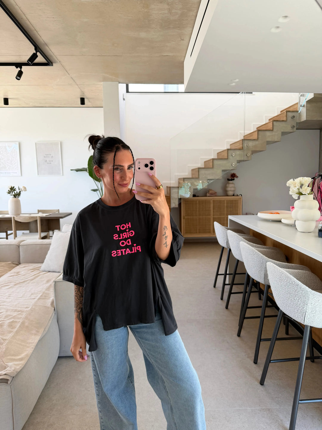 Hot Girls Do Pilates T-Shirt - Schwarz T-Shirt Lisas Boutique 