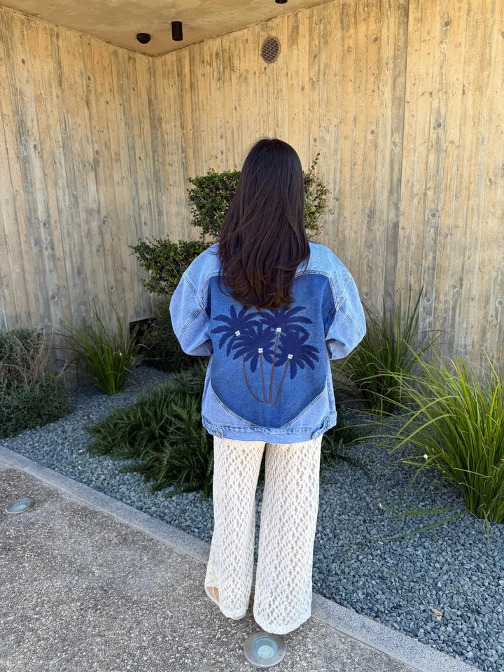 Jeansjacke mit Palmenprint – Blau Jacke Lisas Boutique 