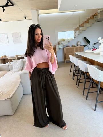 Jersey Trousers – Brown - Tall (length) – on a model | Lisa’s Boutique