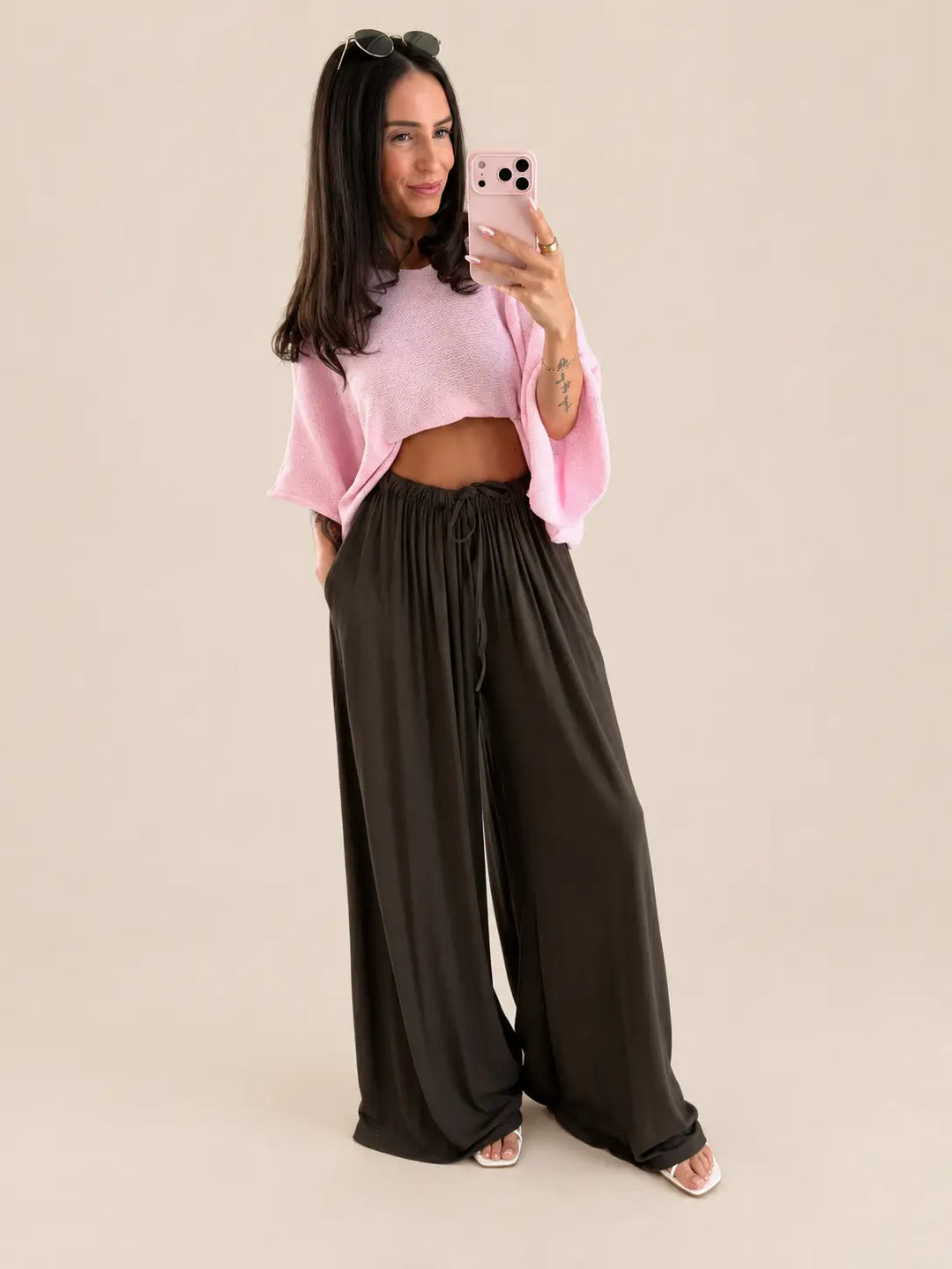 Jersey Stoffhose Damen in Braun mit weitem Bein und elastischem Bund mit Bindeband | Lisa’s Boutique