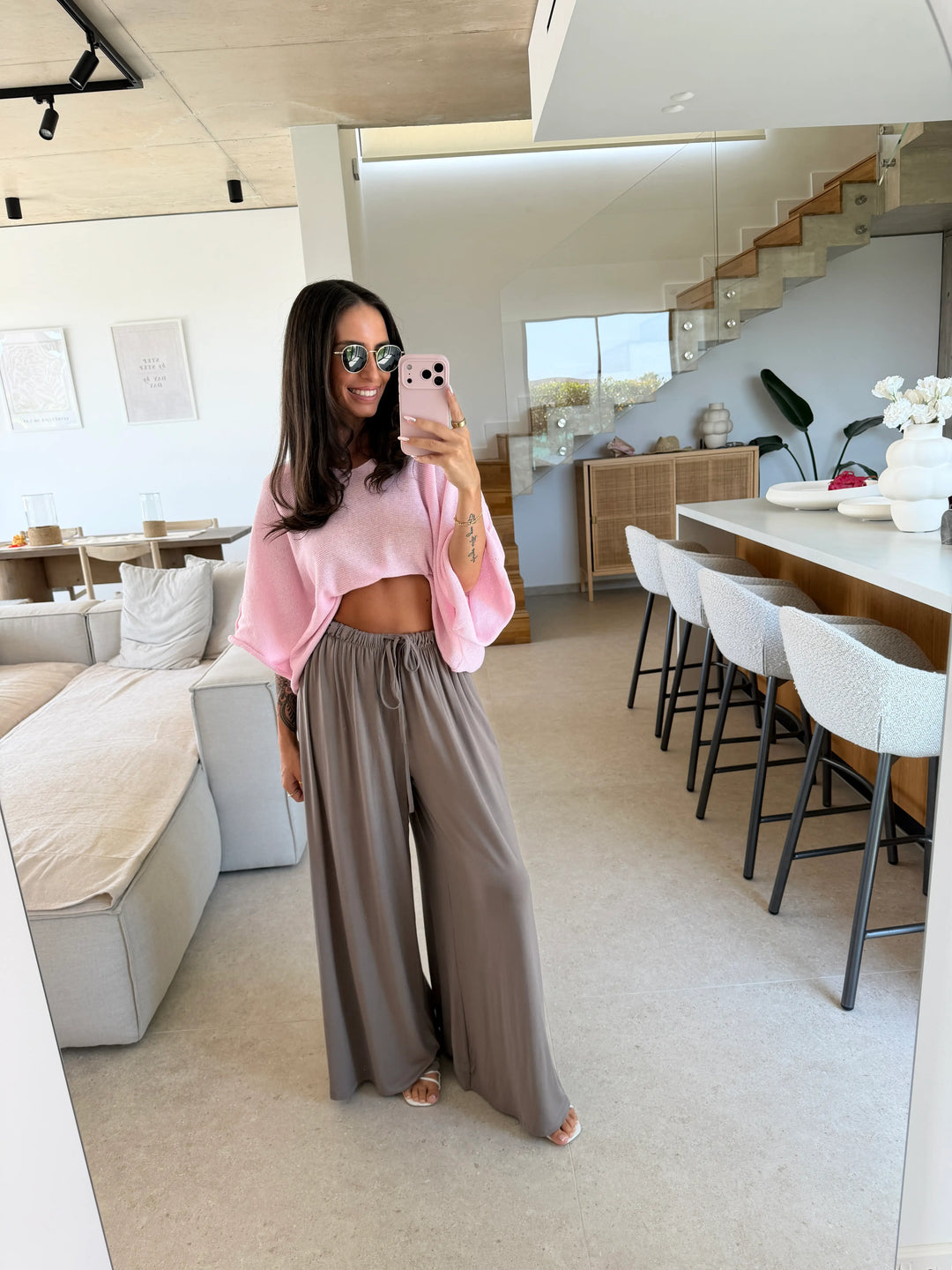 Jersey Stoffhose Damen in Taupe mit weitem Bein und elastischem Bund mit Bindeband | Lisa’s Boutique