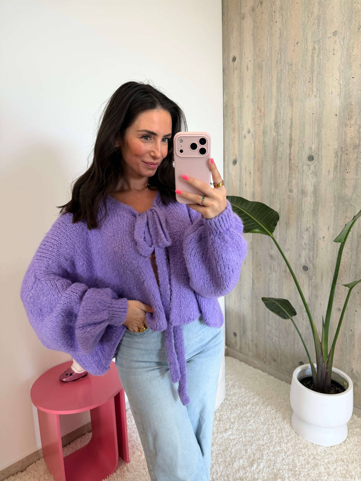 Kurzstrick-Cardigan mit Bindeband – Flieder Cardigan Lisas Boutique 