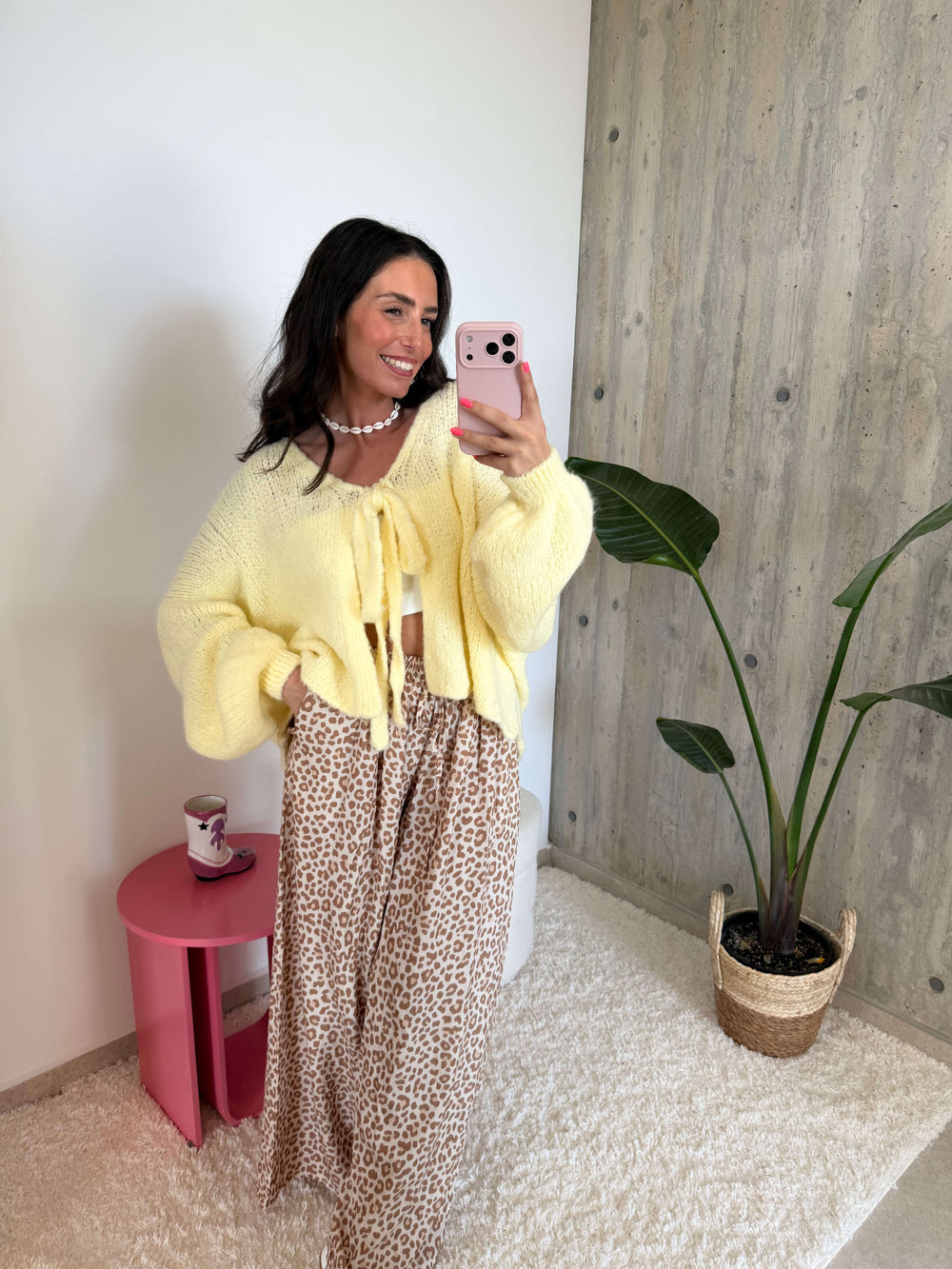 Kurzstrick-Cardigan mit Bindeband – Gelb Cardigan Lisas Boutique 