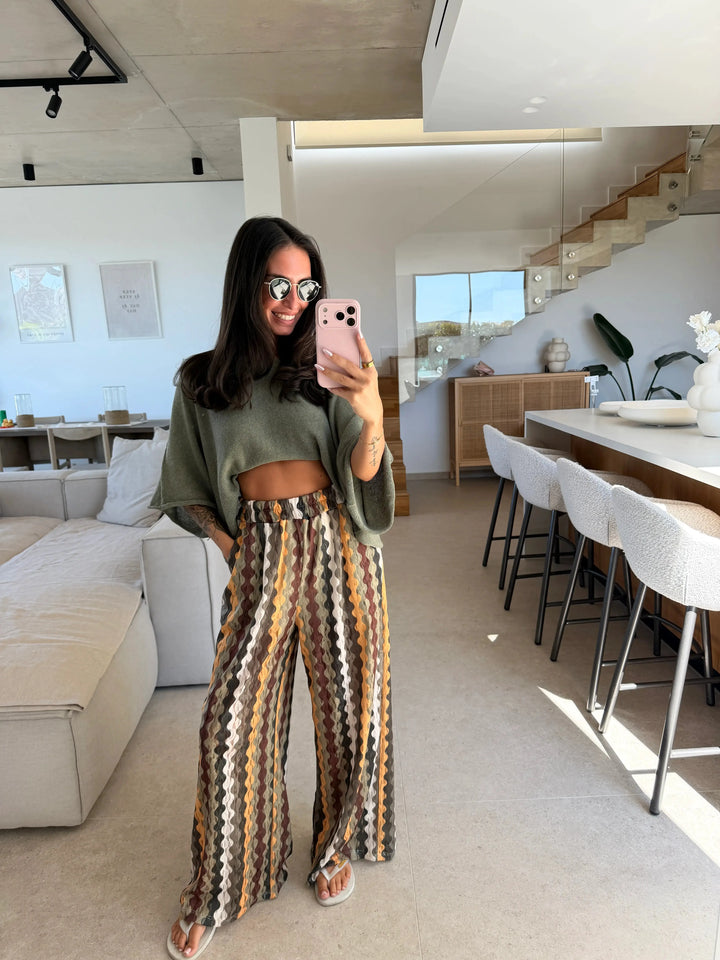 Light Sweater – Khaki – on a model | Lisa’s Boutique