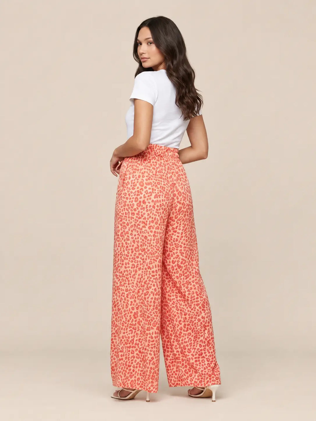 Leoprint Schlabberhose Damen in Apricot, Detailansicht | Lisa’s Boutique