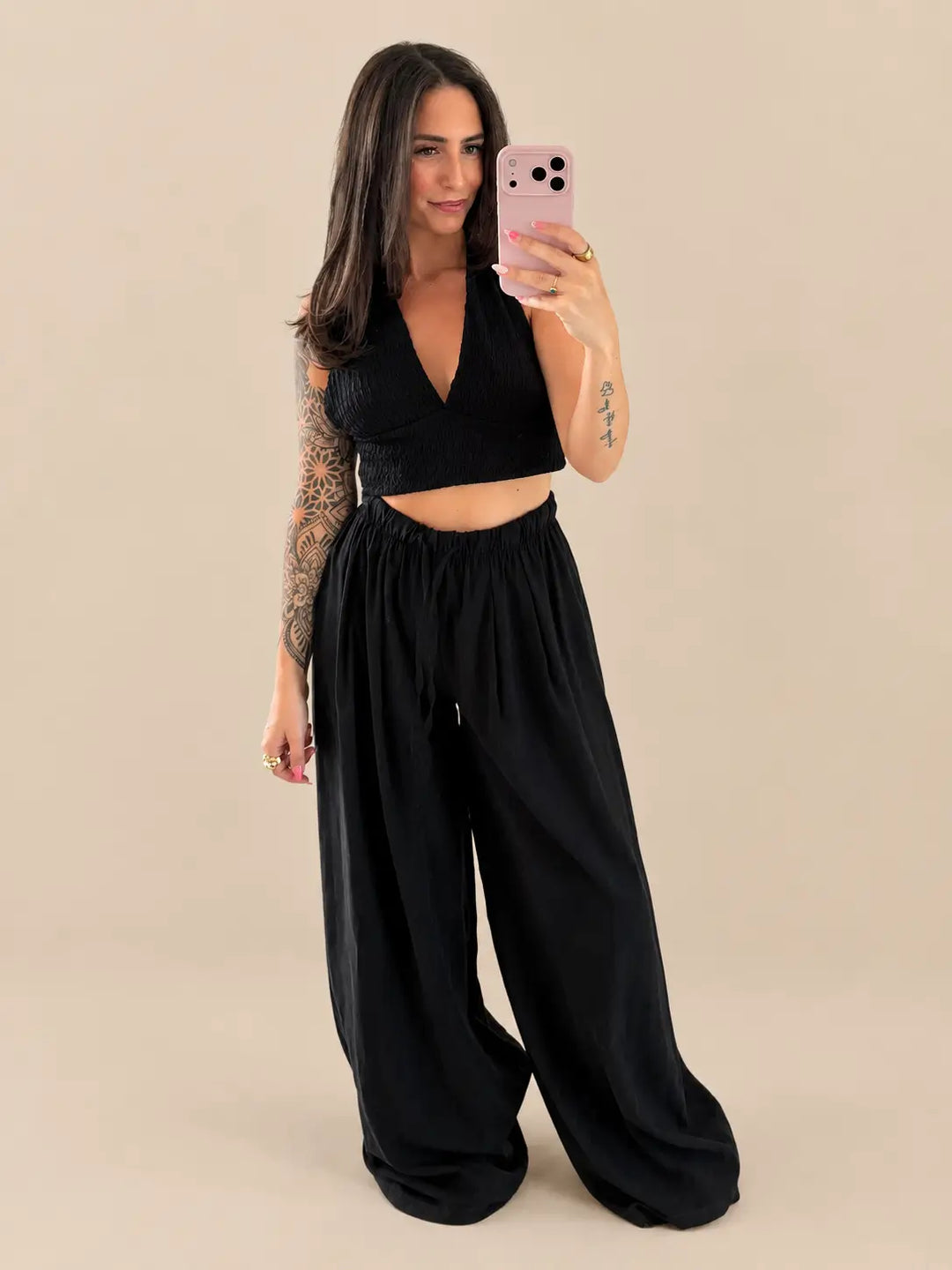 Women’s loose fitting trousers in Black | Lisa’s Boutique