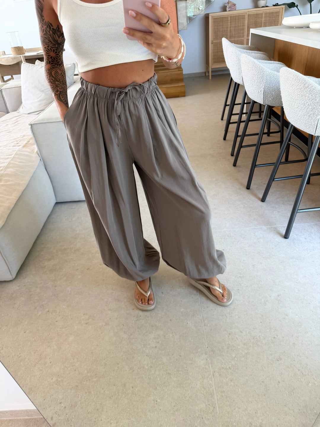 Lockere Hose – Taupe Hose Lisas Boutique 