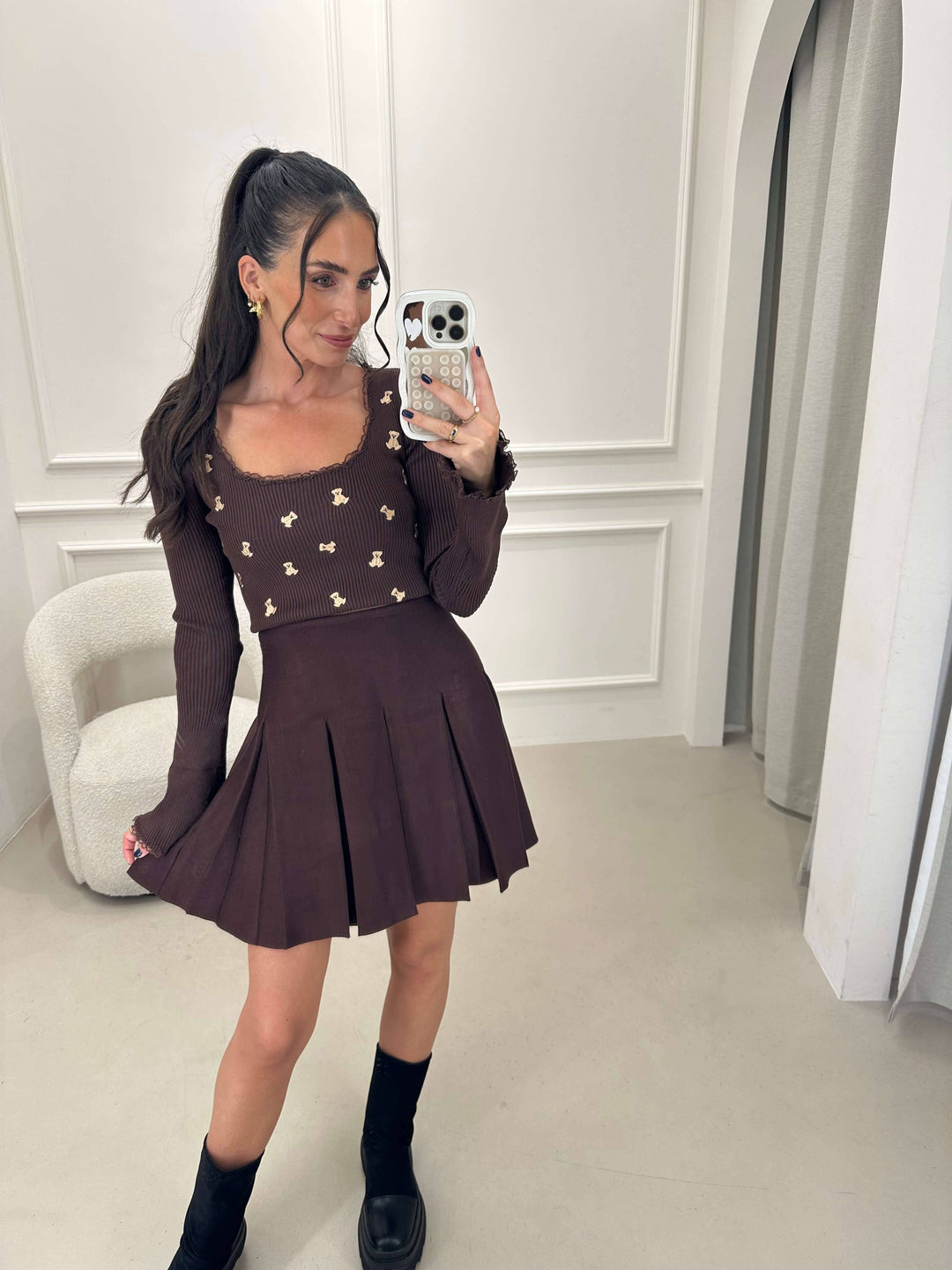 Longsleeve Braun mit Teddy-Stickerei Pullover Lisas Boutique 