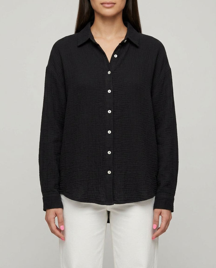 Musselin Bluse Schwarz mit lockerem Schnitt | Lisa’s Boutique
