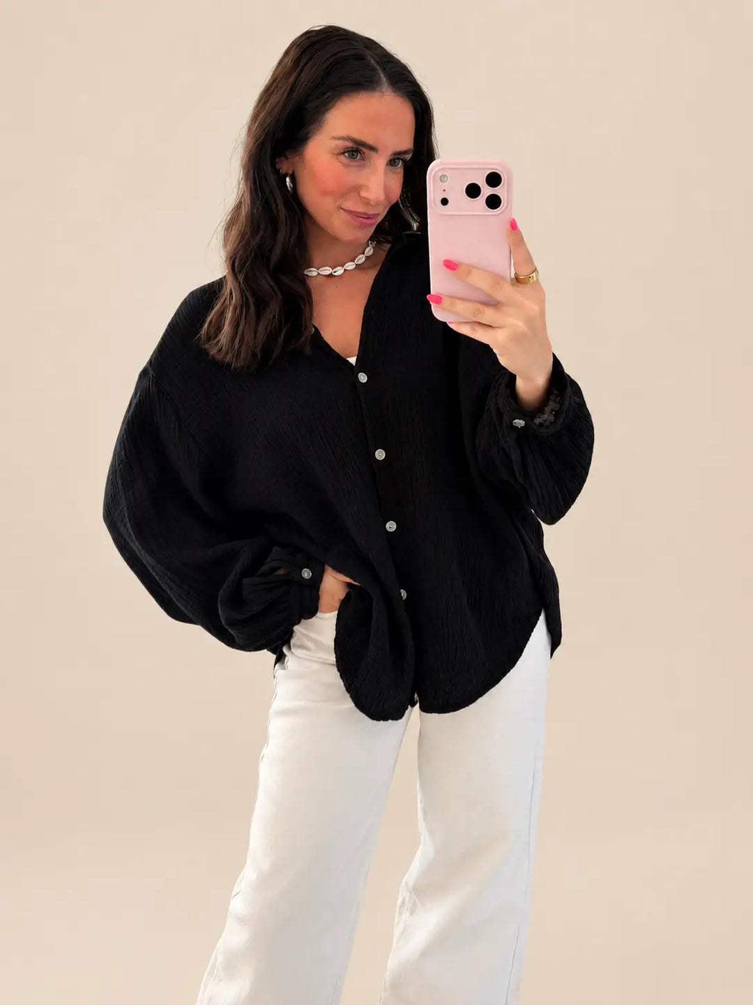 Musselin Bluse Damen in Schwarz mit lockerer Passform | Lisa’s Boutique