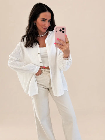 Musselin Bluse Damen in Weiß, luftig geschnitten | Lisa’s Boutique